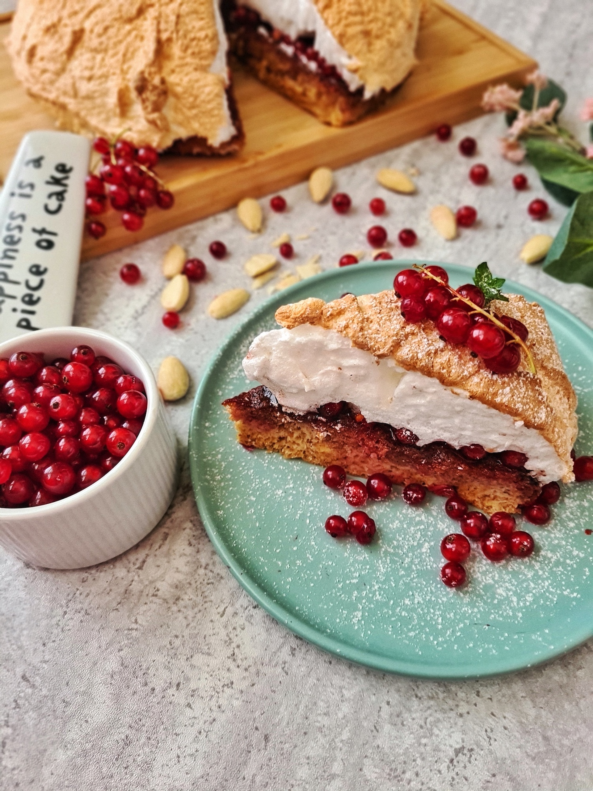 Ríbezľová torta so snehovou prikrývkou, Ríbezľová torta so snehovou prikrývkou