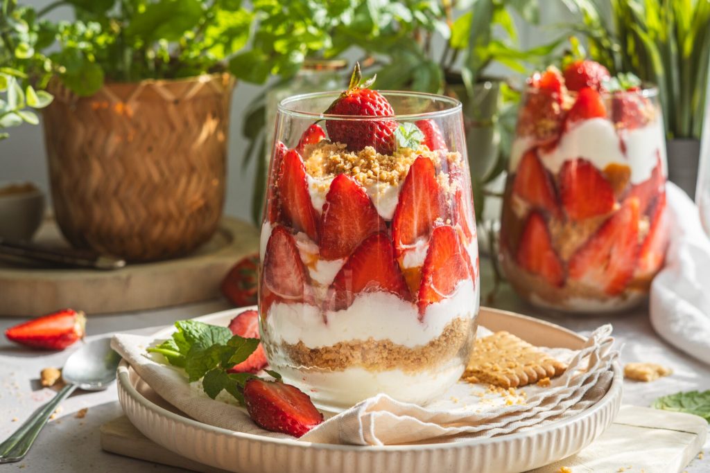 T&yacute;chto 5 jahodov&yacute;ch &scaron;pecial&iacute;t mus&iacute;&scaron; vysk&uacute;&scaron;ať, T&yacute;chto 5 jahodov&yacute;ch &scaron;pecial&iacute;t mus&iacute;te vysk&uacute;&scaron;ať: Recepty, ktor&eacute; chutia ako jar