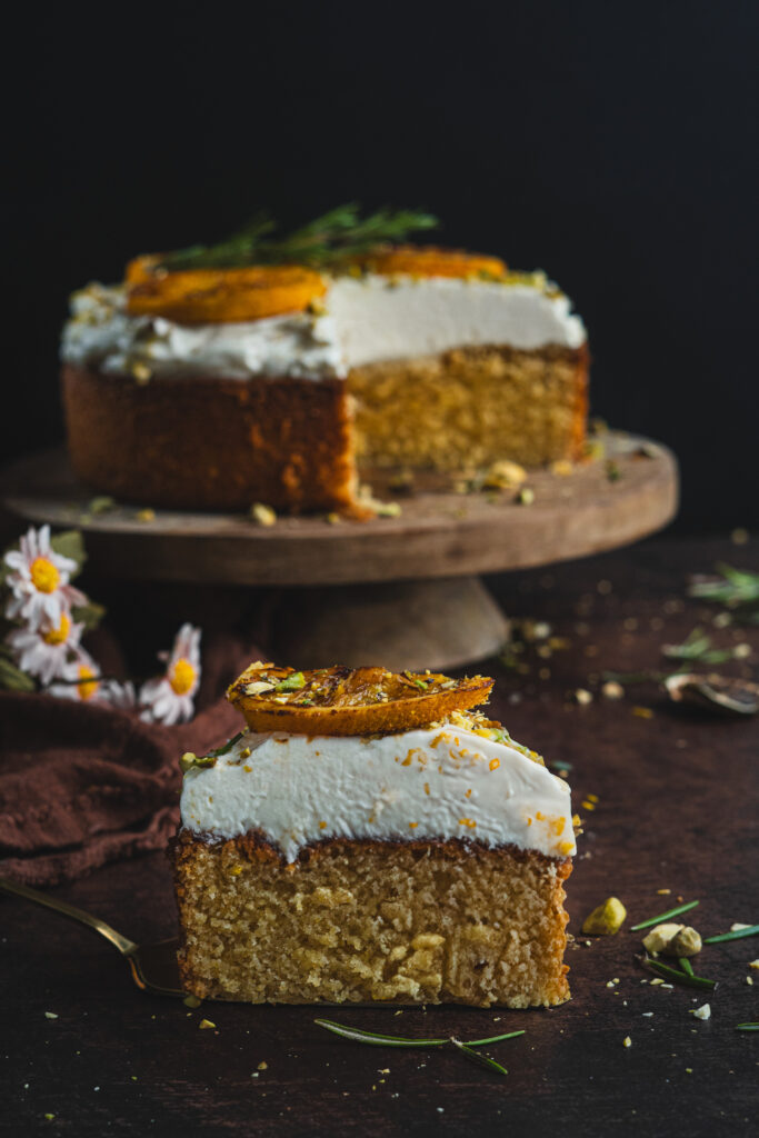 Zdravý koláč z polenty, Pomarančový koláč z polenty s mascarpone krémom