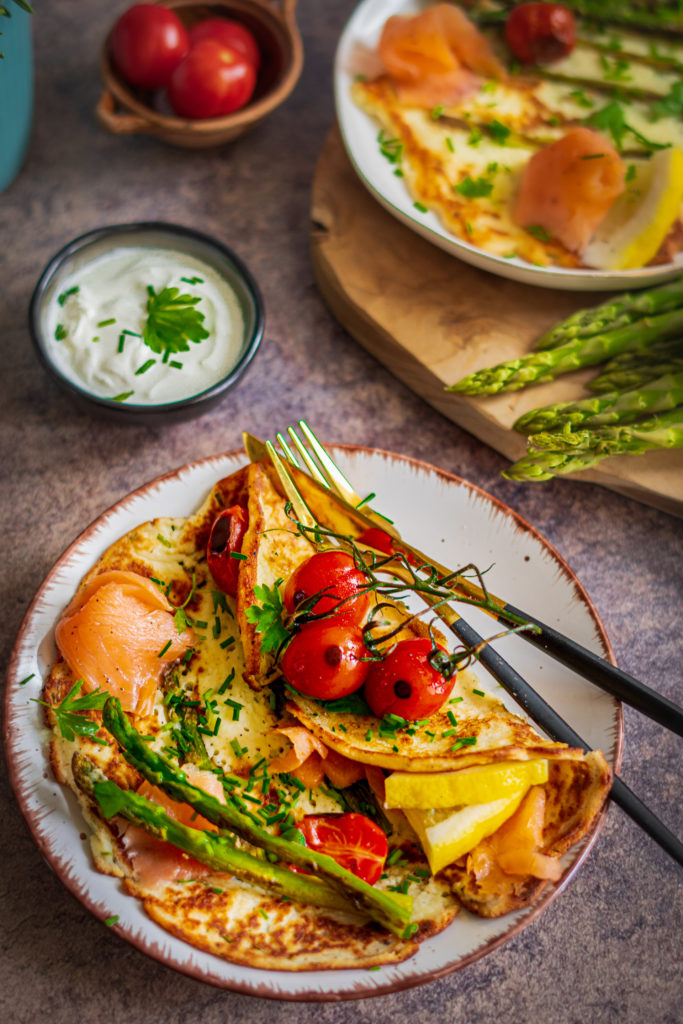 Slané palacinky, Slané palacinky so špargľou a údeným lososom