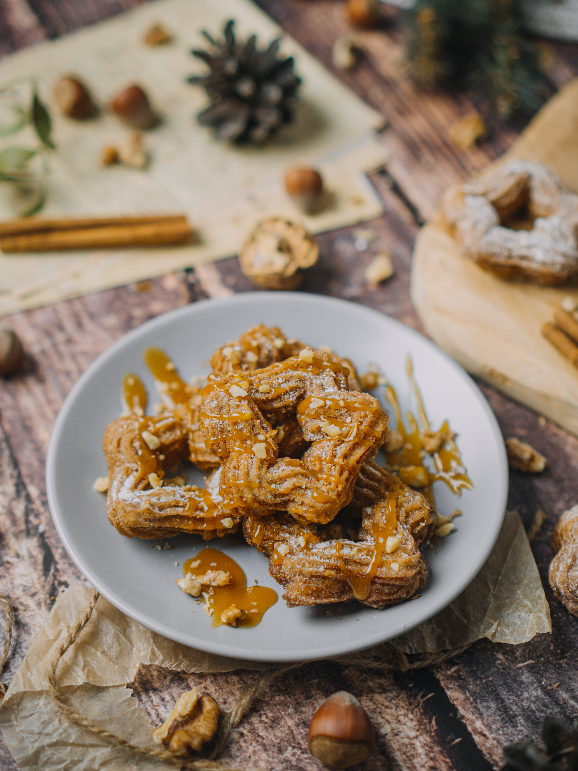 Škoricové churros hviezdičky obalené v škoricovom cukri s karamelom, Škoricové churros hviezdičky obalené v škoricovom cukri s karamelom