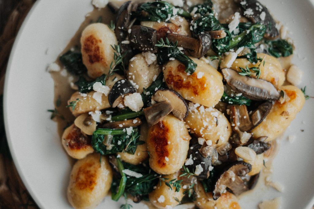 Domáce gnocchi s hubovou omáčkou, Domáce gnocchi so špenátom a omáčkou z čerstvých húb
