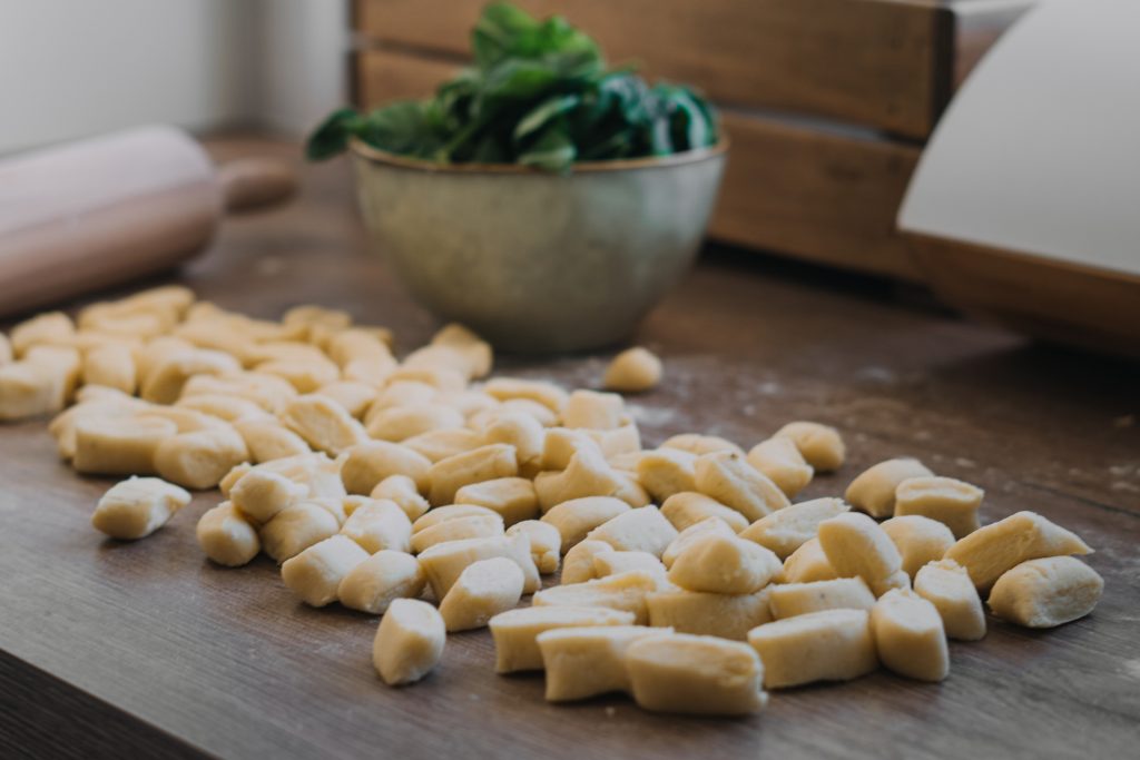 Domáce gnocchi s hubovou omáčkou, Domáce gnocchi so špenátom a omáčkou z čerstvých húb