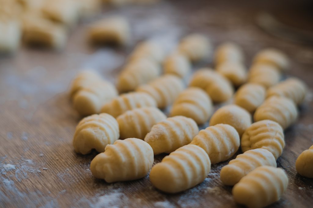 Domáce gnocchi s hubovou omáčkou, Domáce gnocchi so špenátom a omáčkou z čerstvých húb