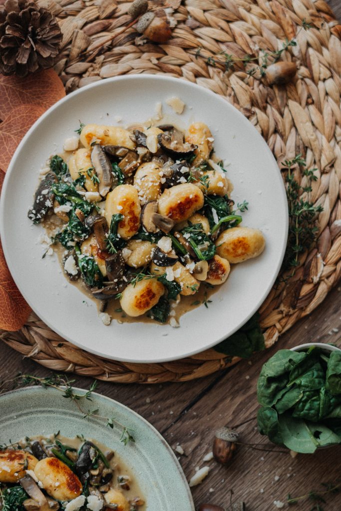 Domáce gnocchi s hubovou omáčkou, Domáce gnocchi so špenátom a omáčkou z čerstvých húb