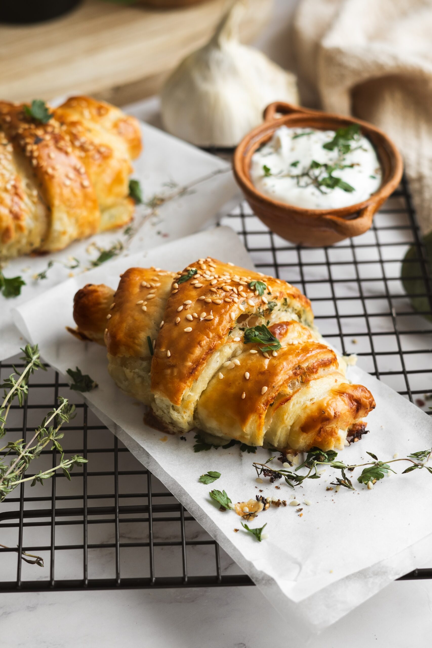Cesnakové croissanty z lístkového cesta, Cesnakové croissanty z lístkového cesta