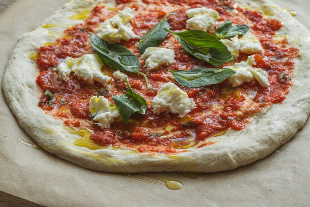 Domáca pizza z dostupnej múky, Domáca Margherita pizza z dostupnej múky