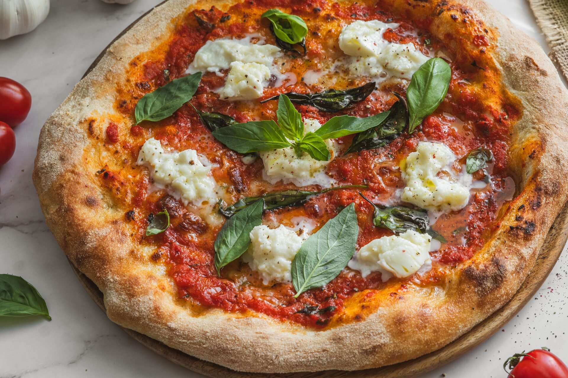 Domáca pizza z dostupnej múky, Domáca Margherita pizza z dostupnej múky