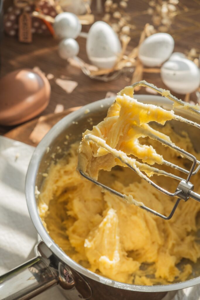 Veľkonočn&eacute; venčeky s vanilkov&yacute;m kr&eacute;mom, Veľkonočn&eacute; venčeky s vanilkov&yacute;m kr&eacute;mom