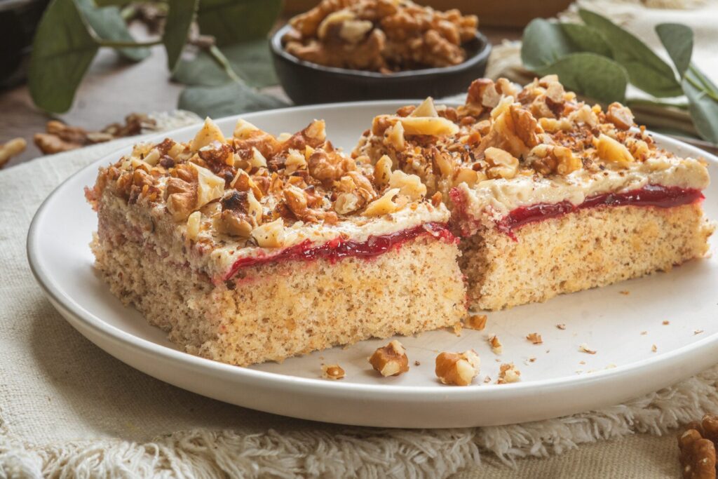 Orechov&yacute; kol&aacute;č, Orechov&yacute; kol&aacute;č